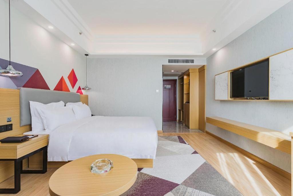 Borrman Tower Zhongda Metro Station Pazhou Exhibition Hotel