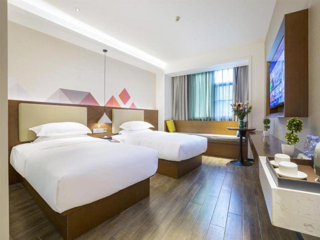 Hotel Borrman Southern Hospital Meihuayuan Metro Station