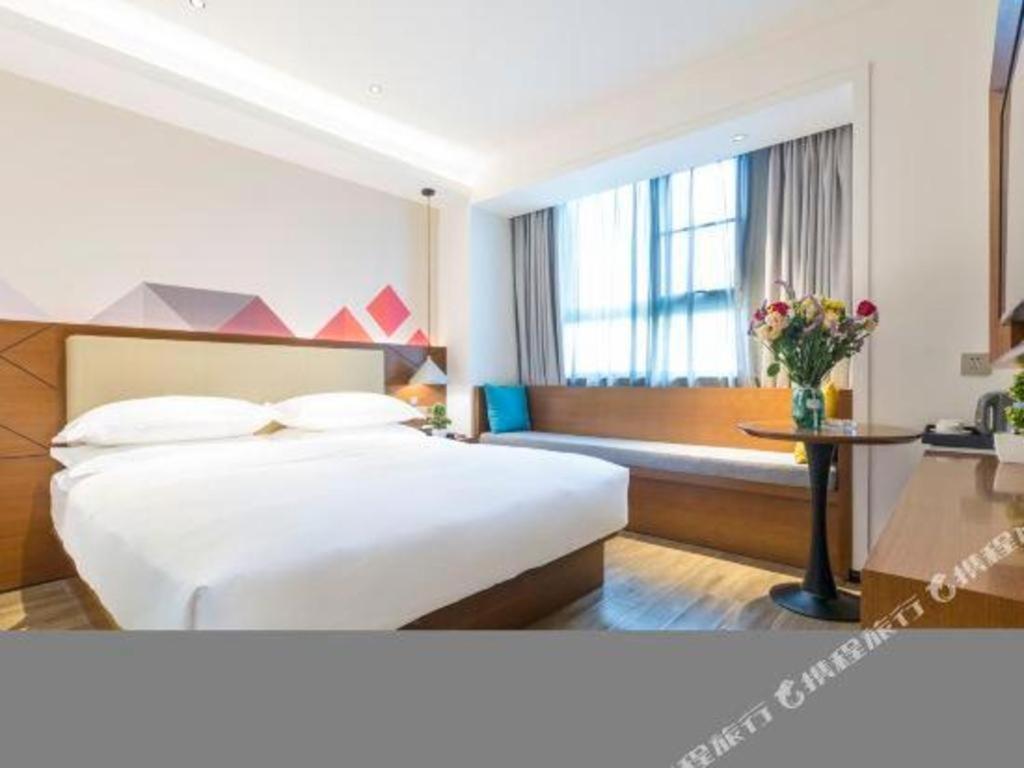 Borrman Southern Hospital Meihuayuan Metro Station Hotel