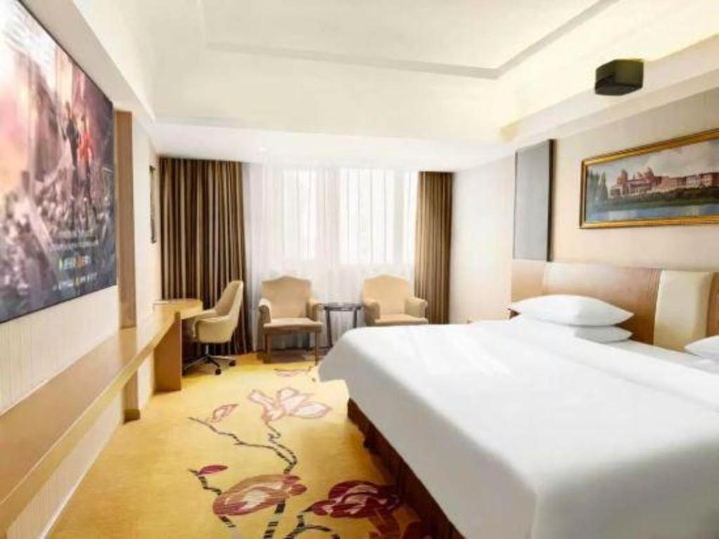 Hotel Vienna Baiyun Airport Huadu Avenue 3*