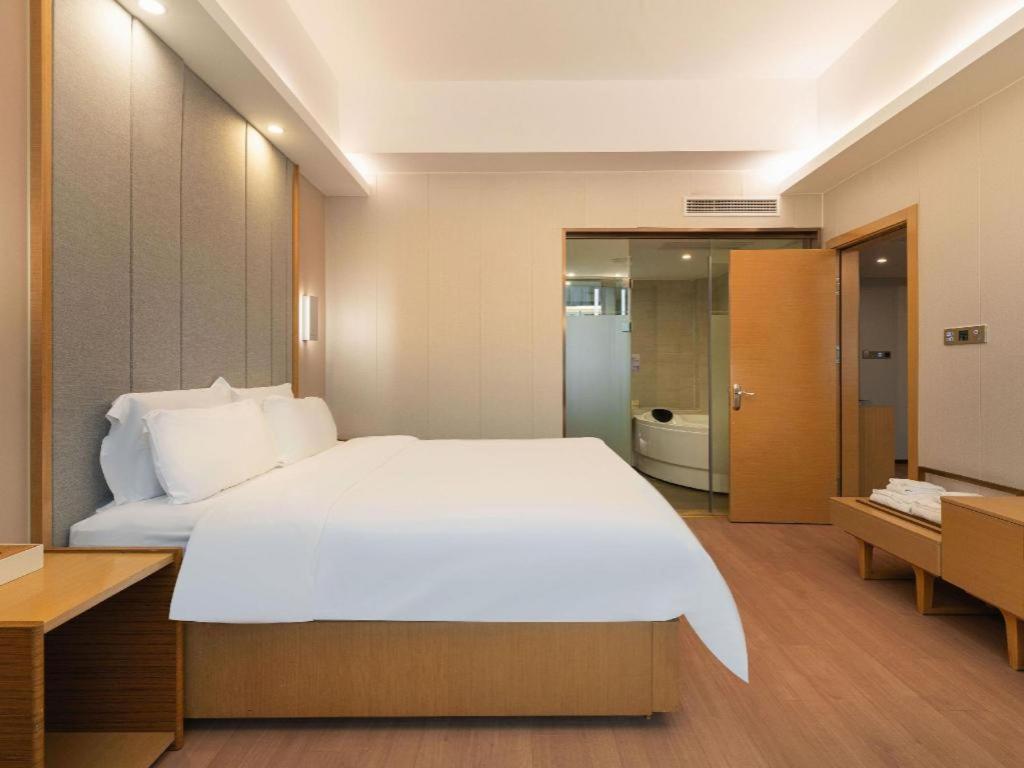 Hotel Lavande Fangcun Huadiwan Metro Station Guangzhou