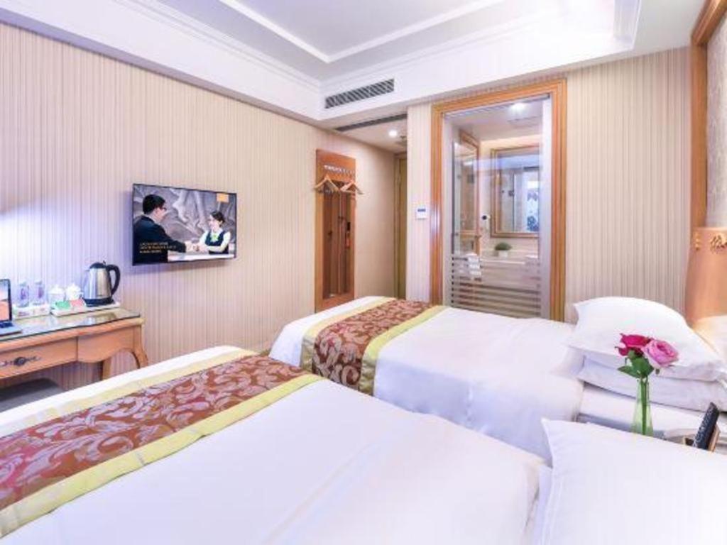 Hotel Vienna Tianhe South China Botanical Garden Metro Station