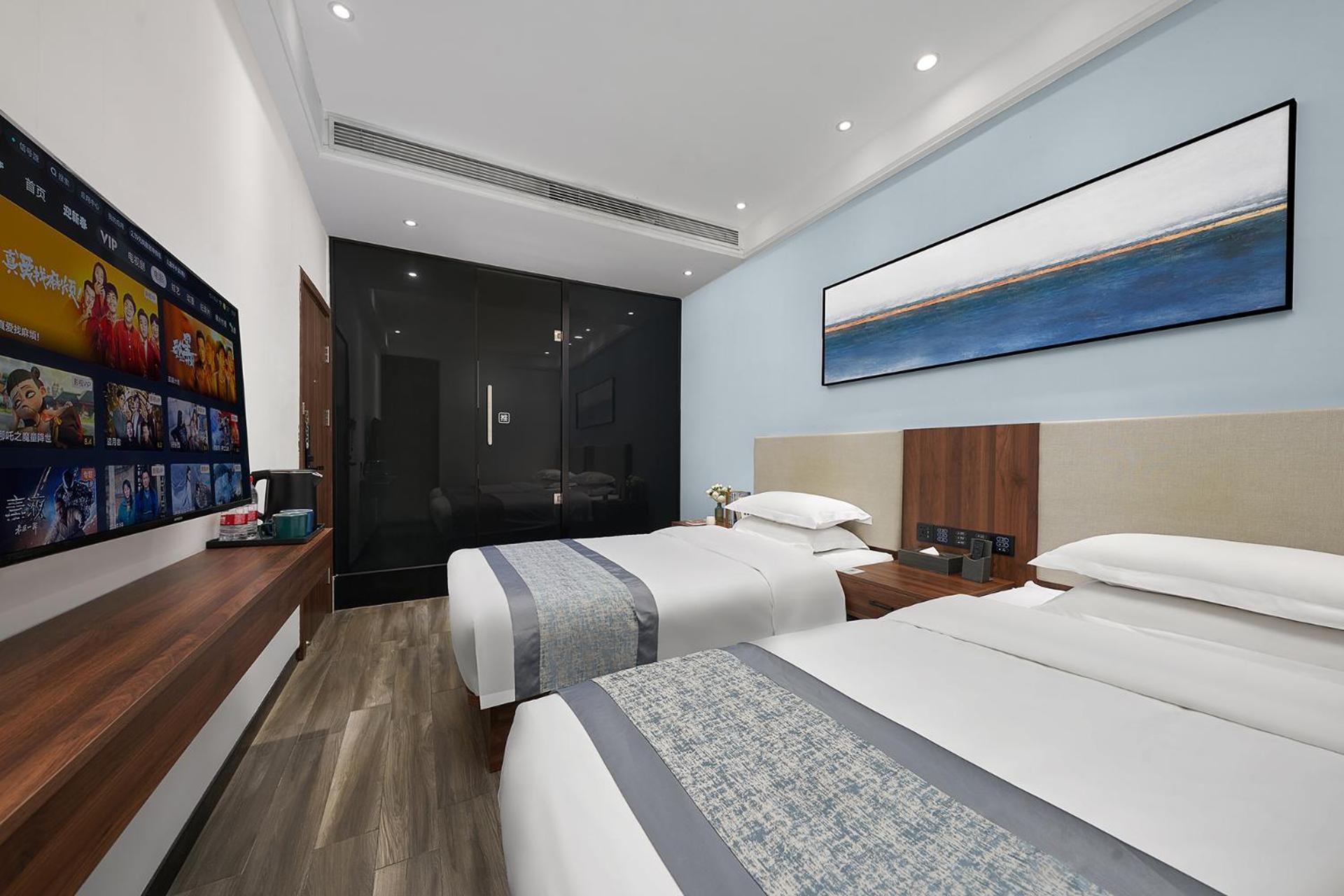 Isle Hotel 2*