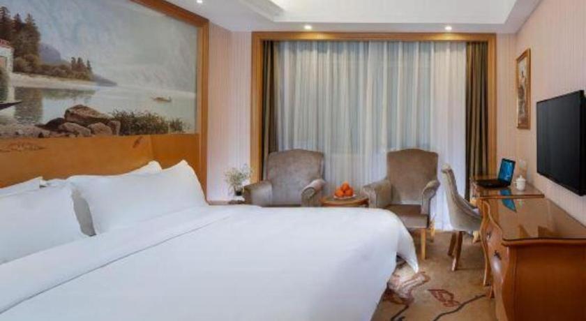 Hotel Vienna Huadu Sunac Cultural Tourism Shiling