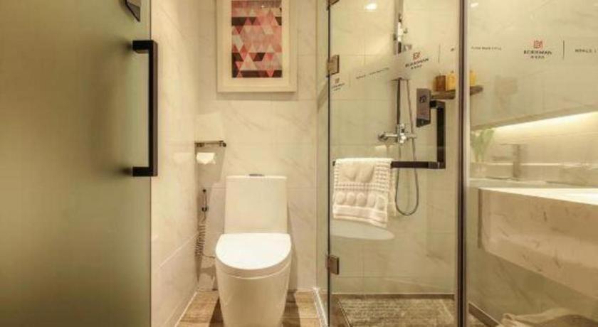 Hotel Borrman Railway Station Yuexiu Park Memorial Hall 3*