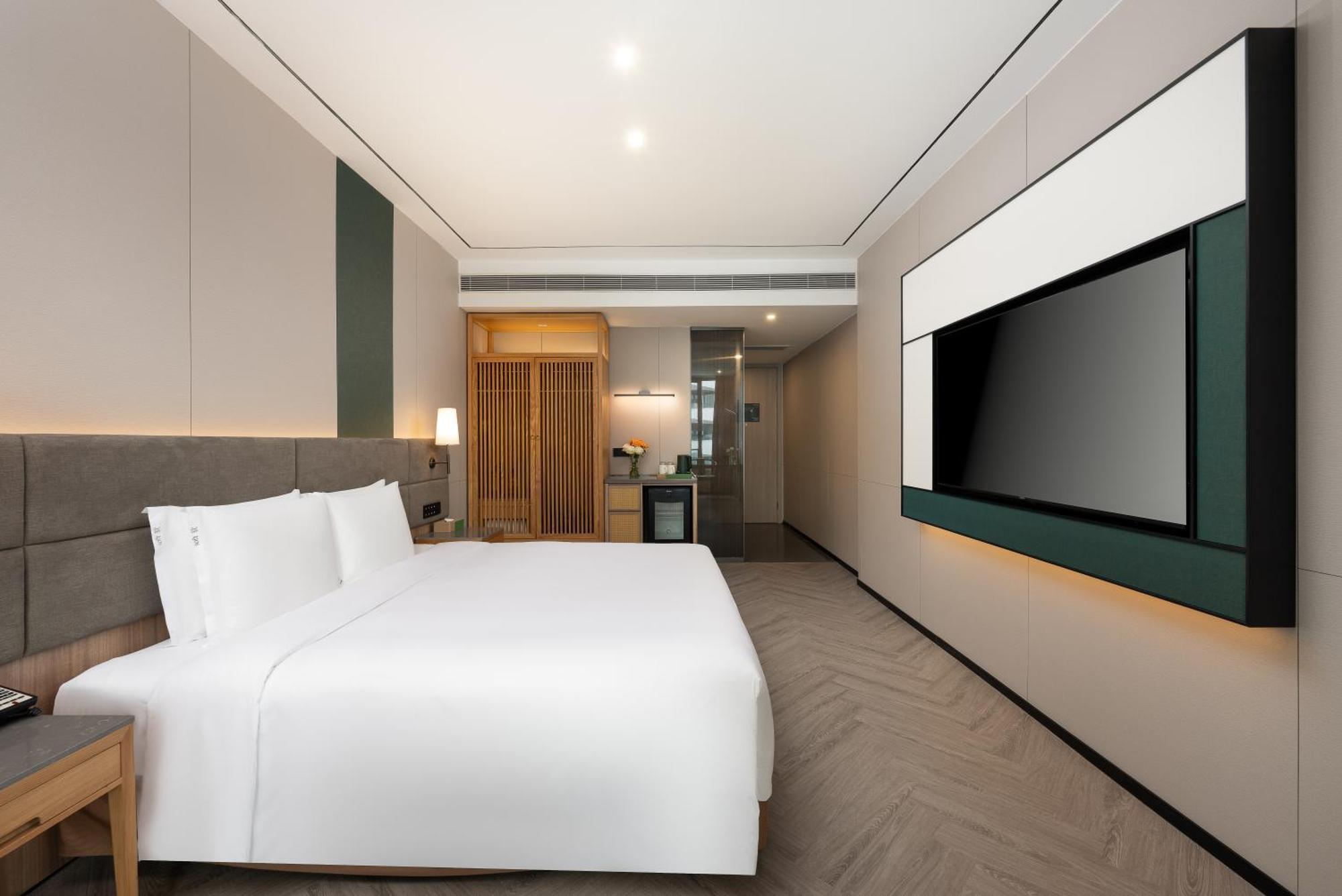 Zhujiang New Town By Ihg