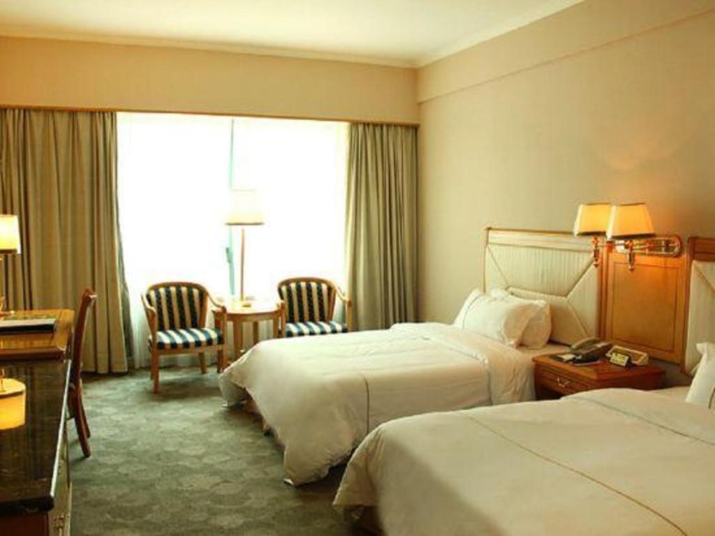 New Pearl River Hotel