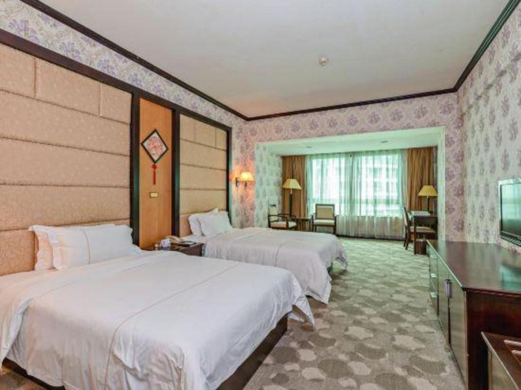 New Pearl River 4* Canton