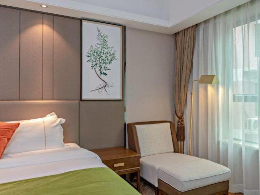 Hotel New Pearl River 4*