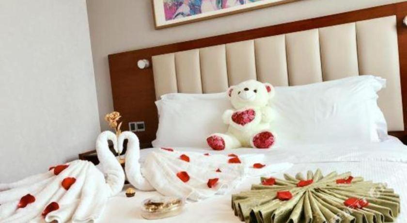 Hotel Yitel Pazhou Exhibition Center Chigang Metro Station