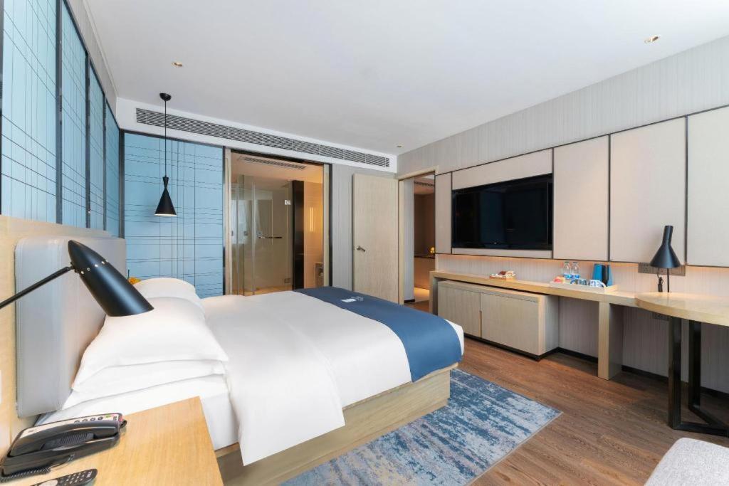 Hotel Echarm Changlong Shiqiao Metro Station Guangzhou