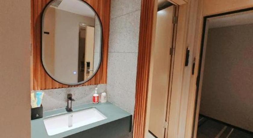 Comfort Jiaokou Metro Station Hotel