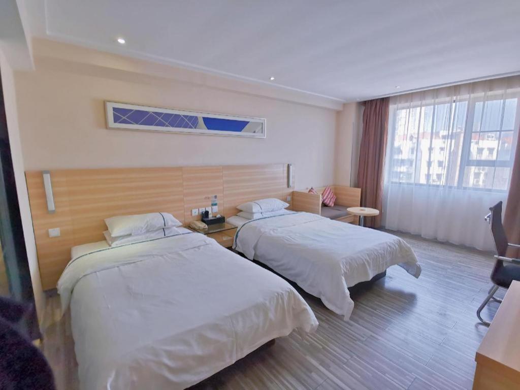 Hotel Comfort Jiaokou Metro Station 2*