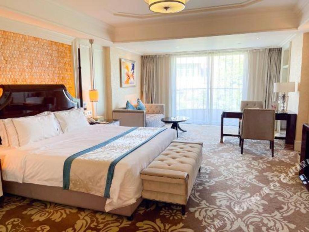 Piedmont International Hotel