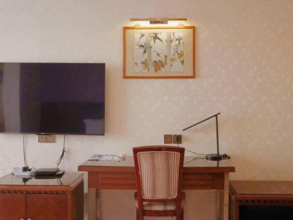 Navy Hua Hotel