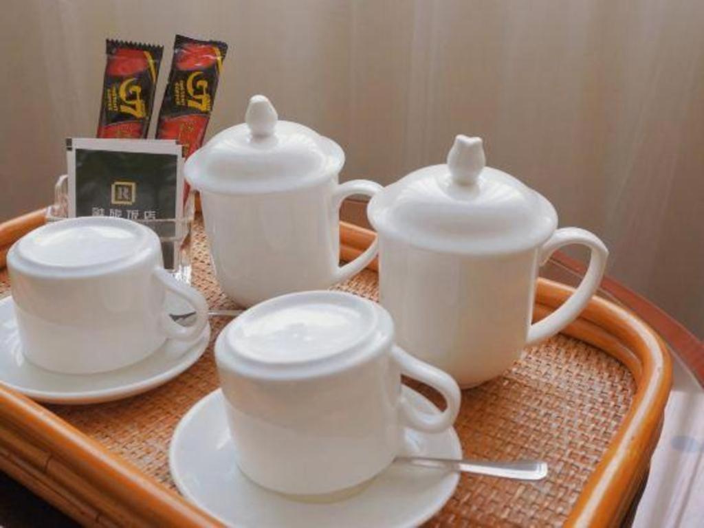 Navy Hua Hotel 4*