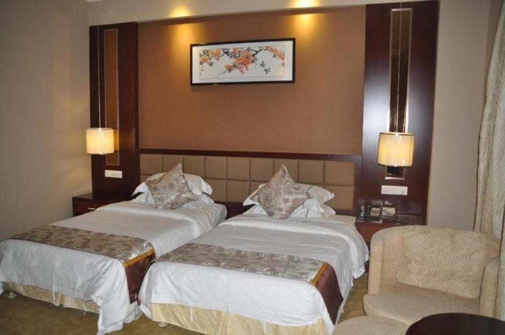Galaxy Hotel 4*