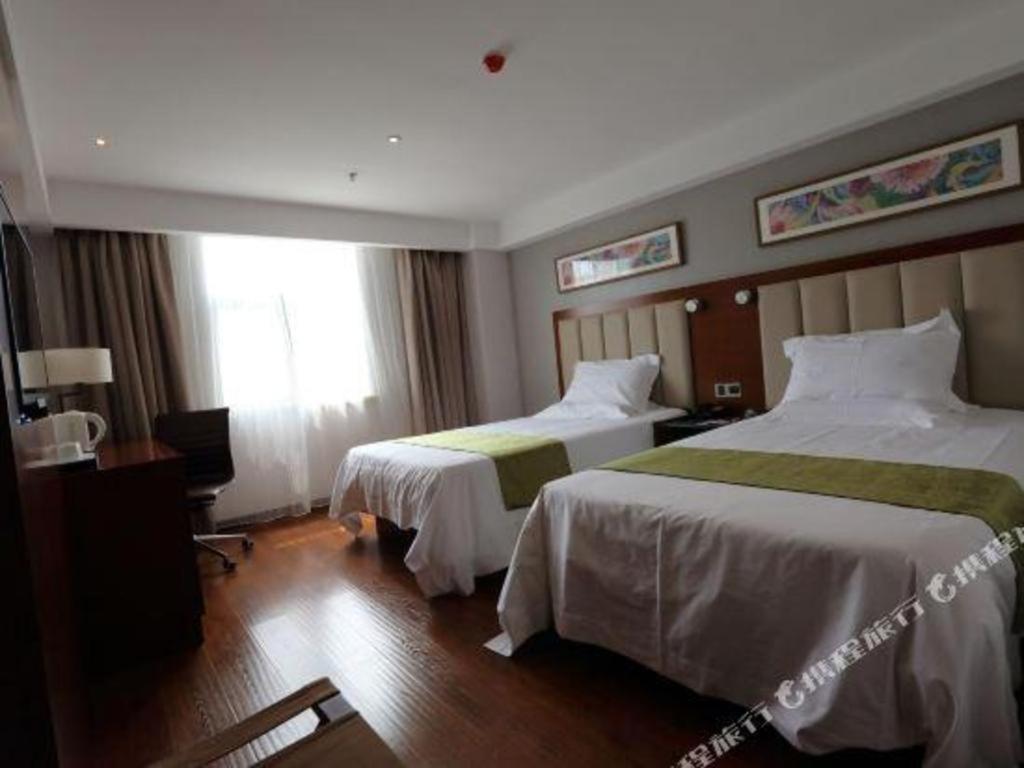 Hotel Yitel Pazhou Exhibition Center Chigang Metro Station