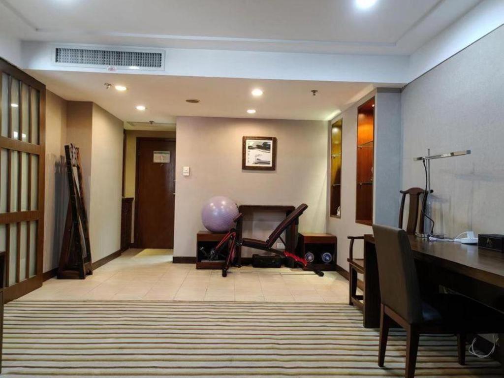 Hotel Poly