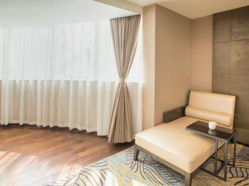 Hotel Poly