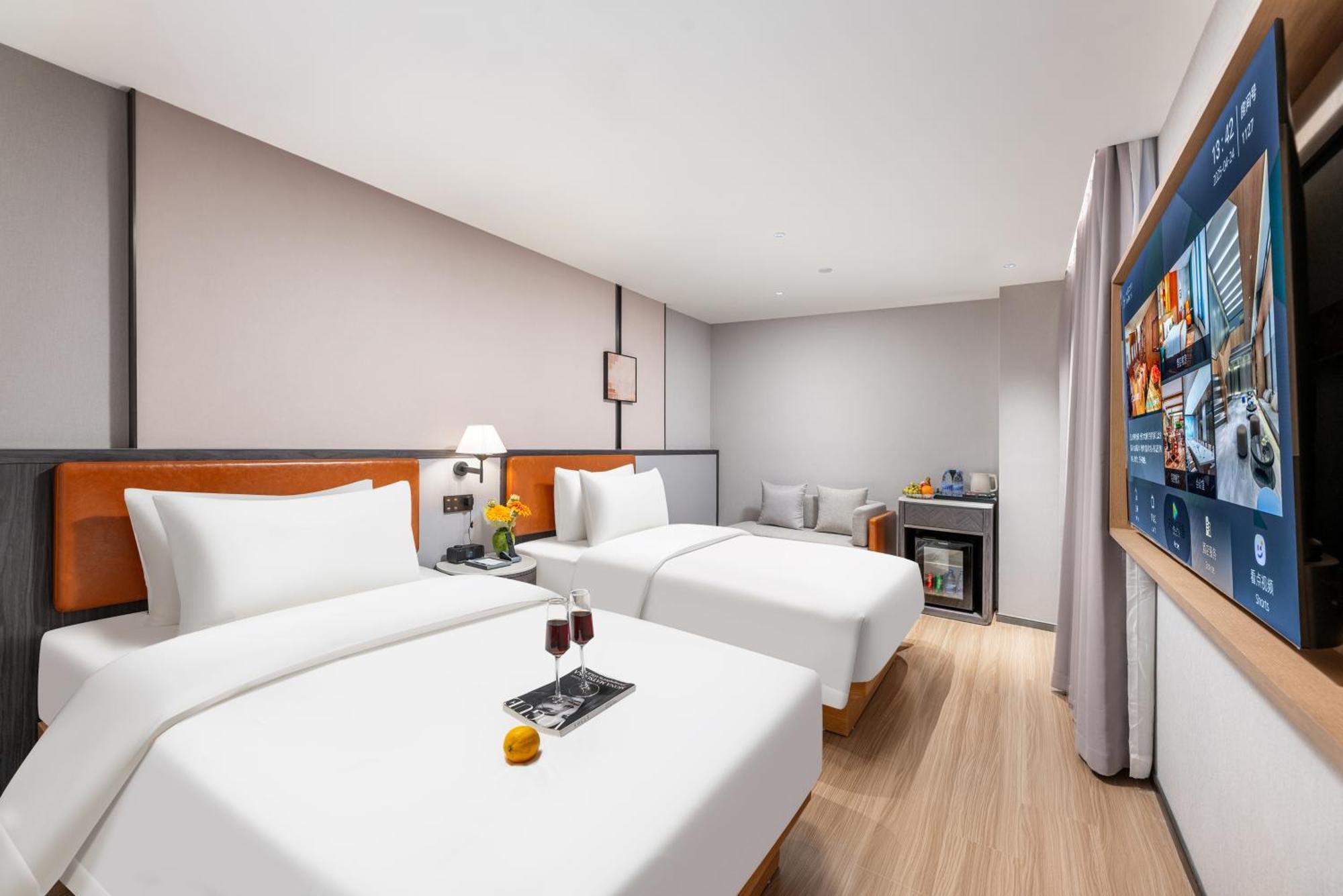 Dingshe Shamian Island Yongqingfang Branch Hotel 4*
