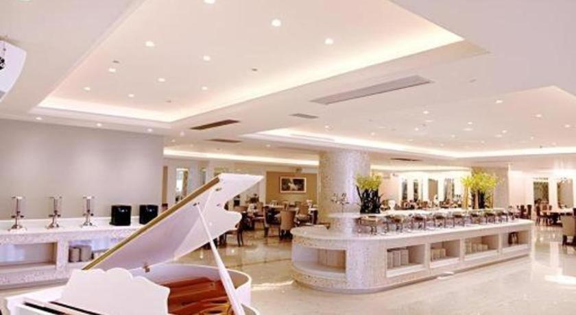 Hotel Piedmont International