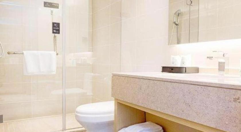 Hotel Comfort Jichang Road International Units Guangzhou