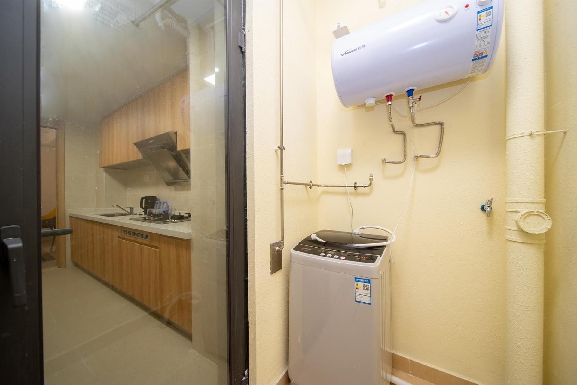 Laisit Serviced - South Station Branch Apartment *