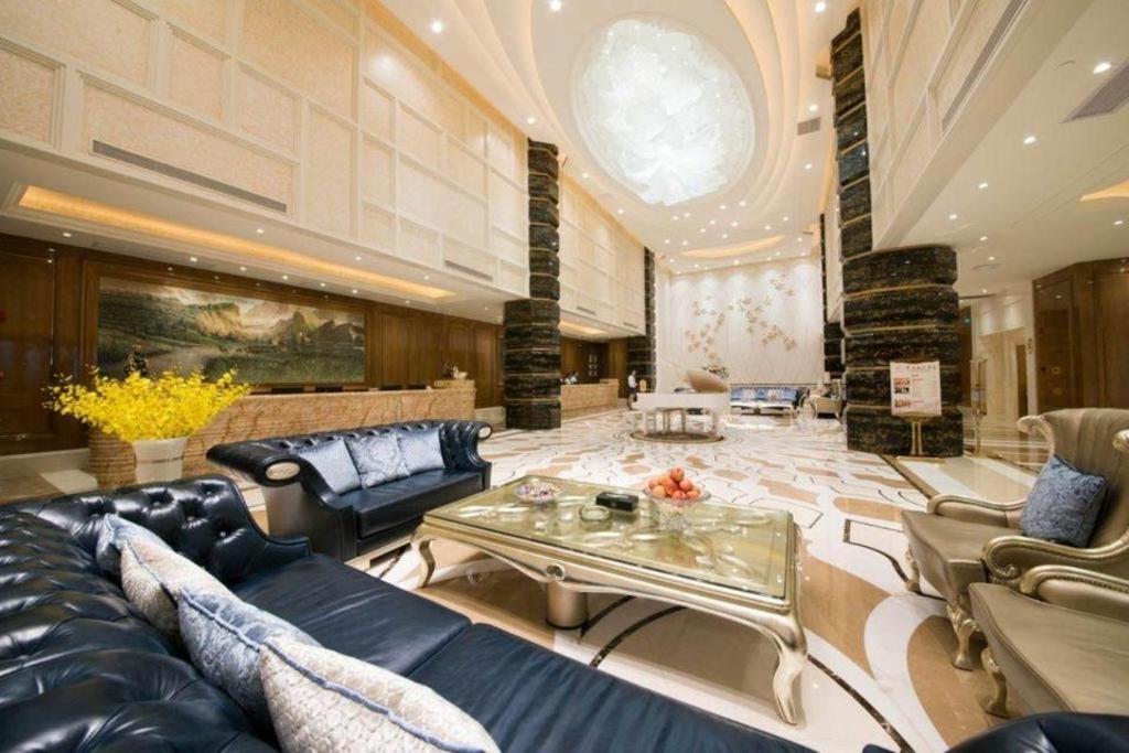 Piedmont International Hotel 5*