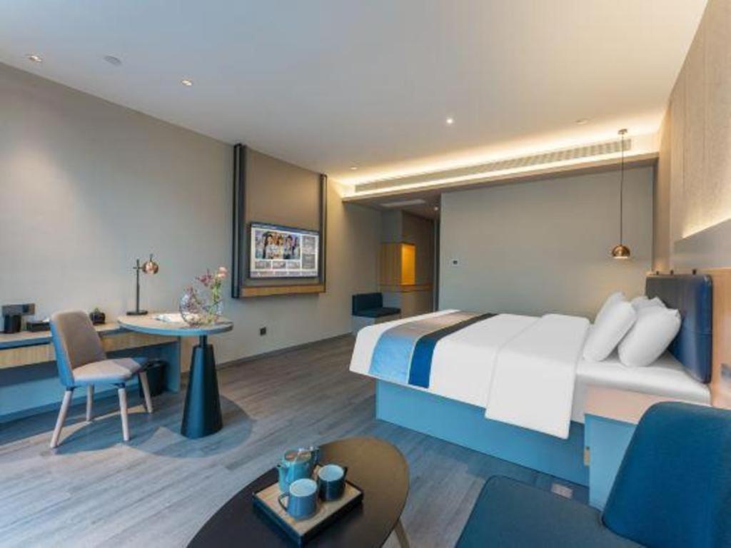 Hotel Selected Zhujiang New Town Wuyangcun Metro Station