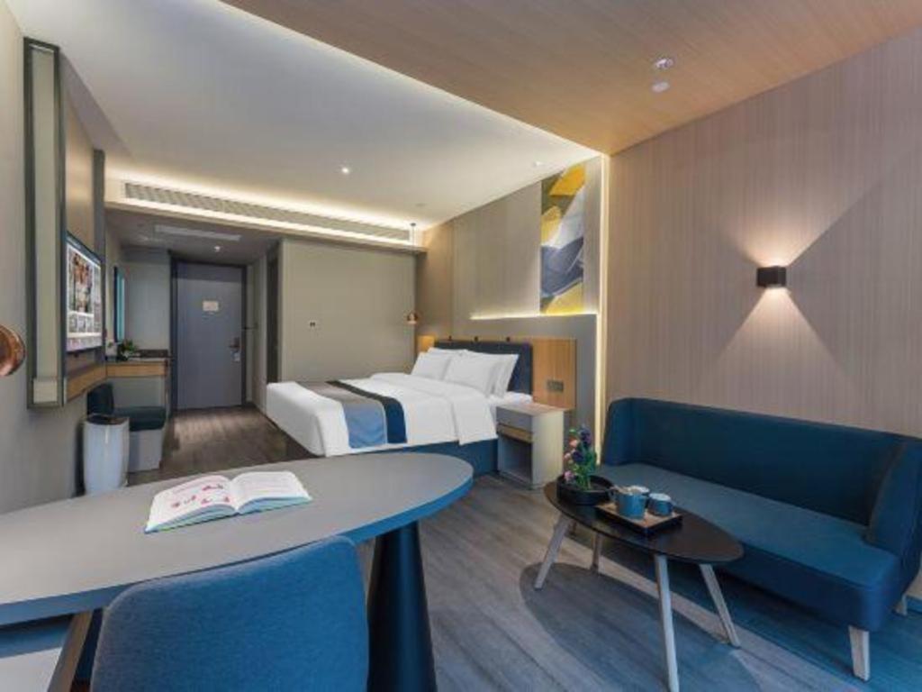 Selected Zhujiang New Town Wuyangcun Metro Station Hotel Guangzhou