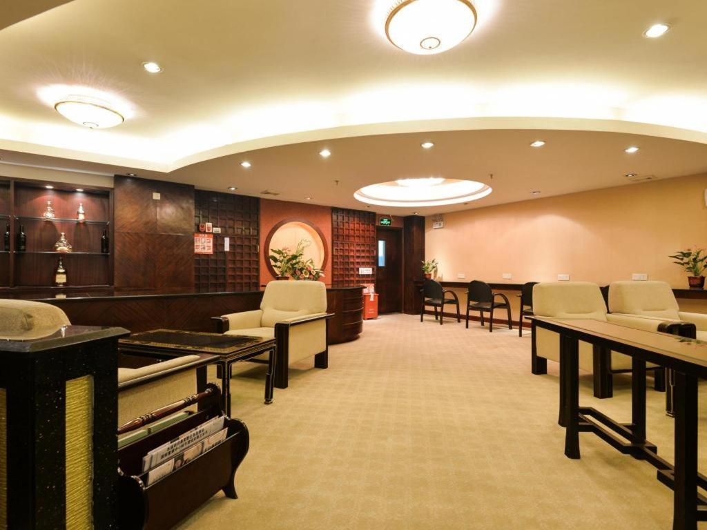 Hotel New Pearl River Canton