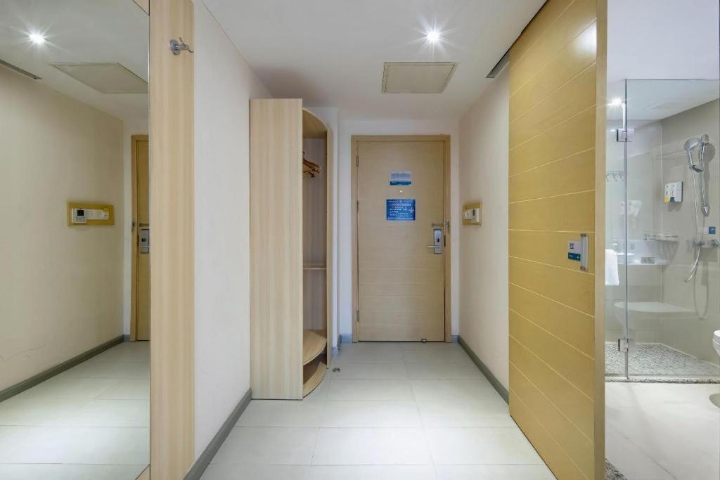 Hotel Comfort Renhe Metro Station Huatong Plaza Guangzhou