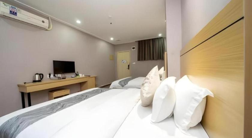 Ying Feng Yuan Hotel