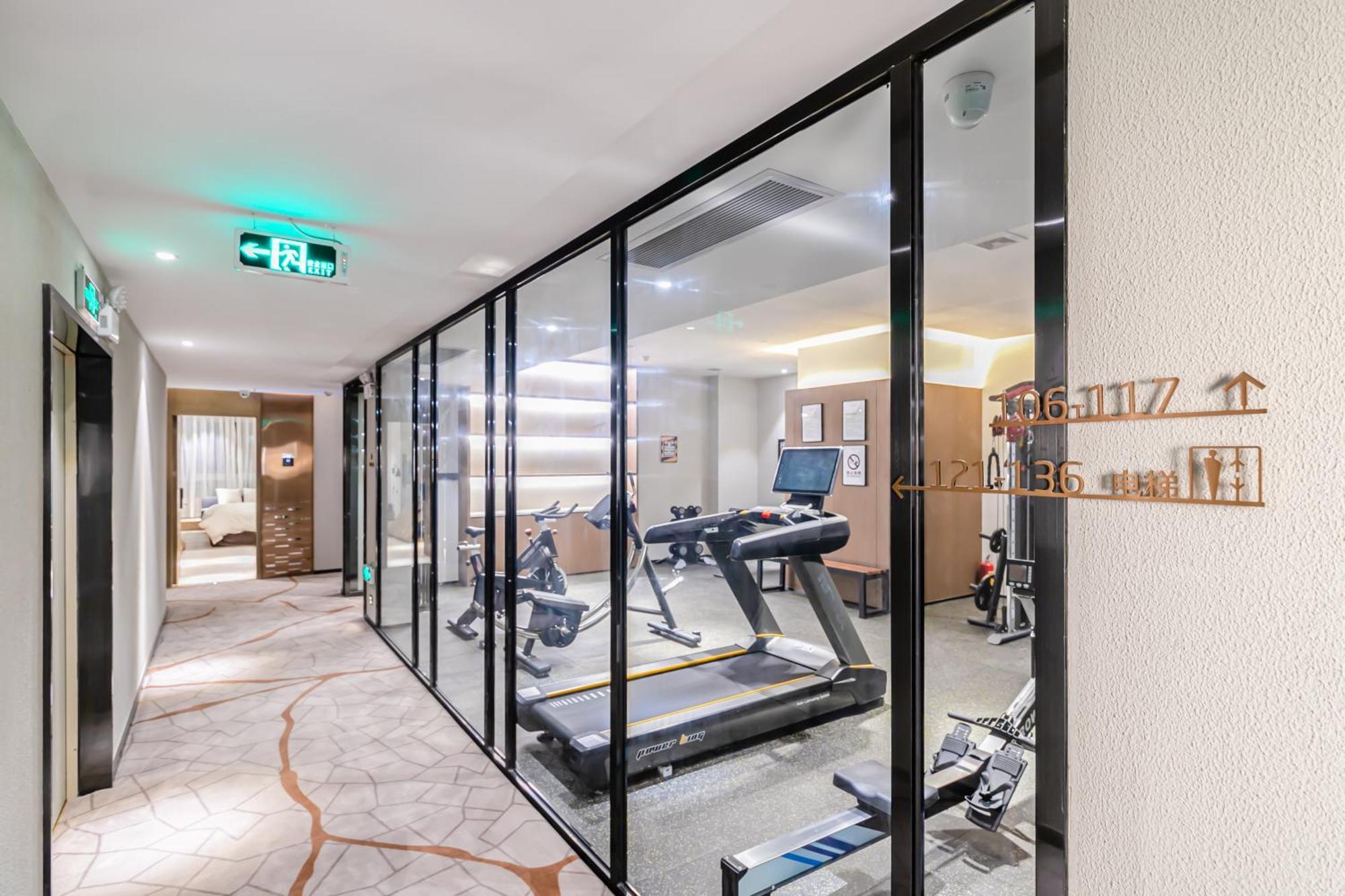 Huiju Hotel 3*
