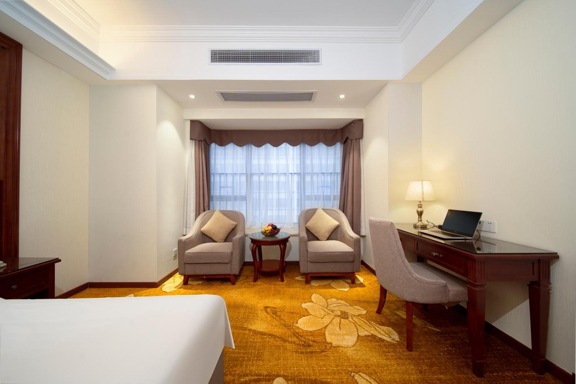 Xinghui Hotel *