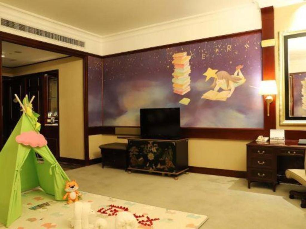 Hotel Evergrande Zengcheng 5*