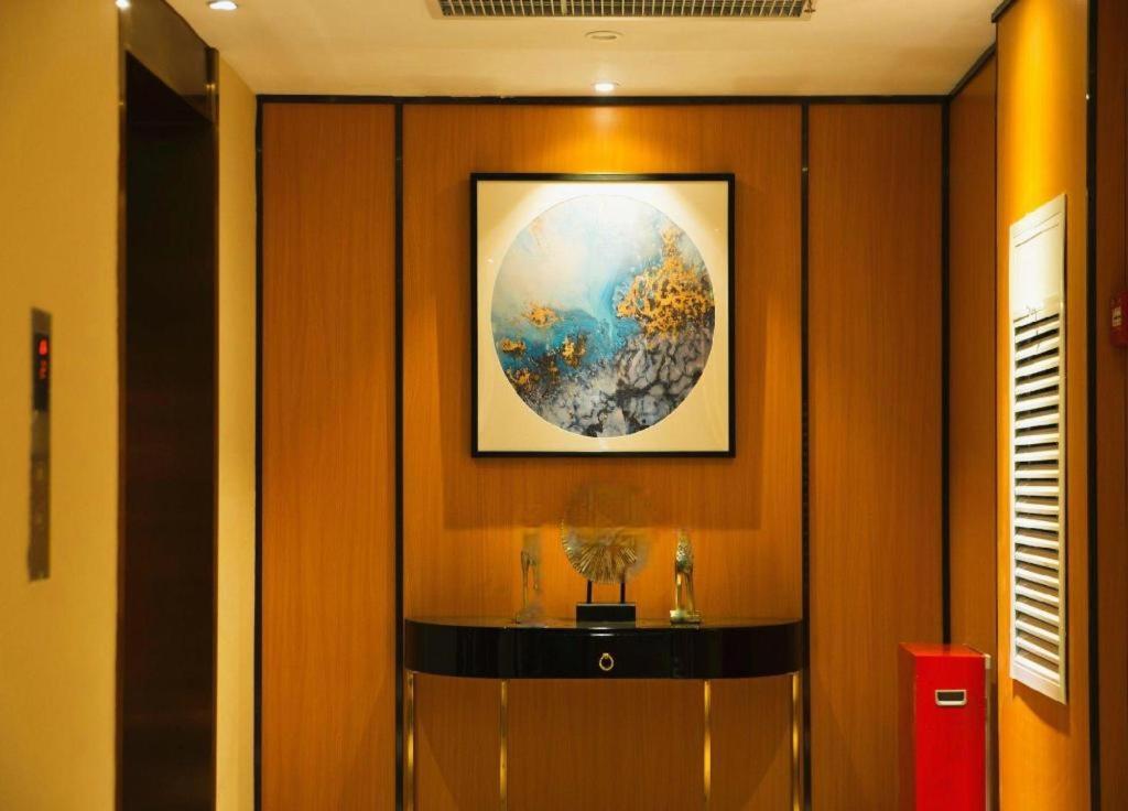 Borrman Tower Zhongda Metro Station Pazhou Exhibition Guangzhou