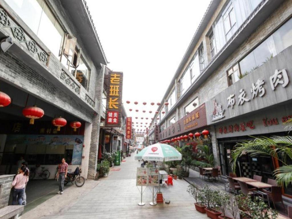 Vienna Changlong Chinese Food Court Branch 3* Guangzhou