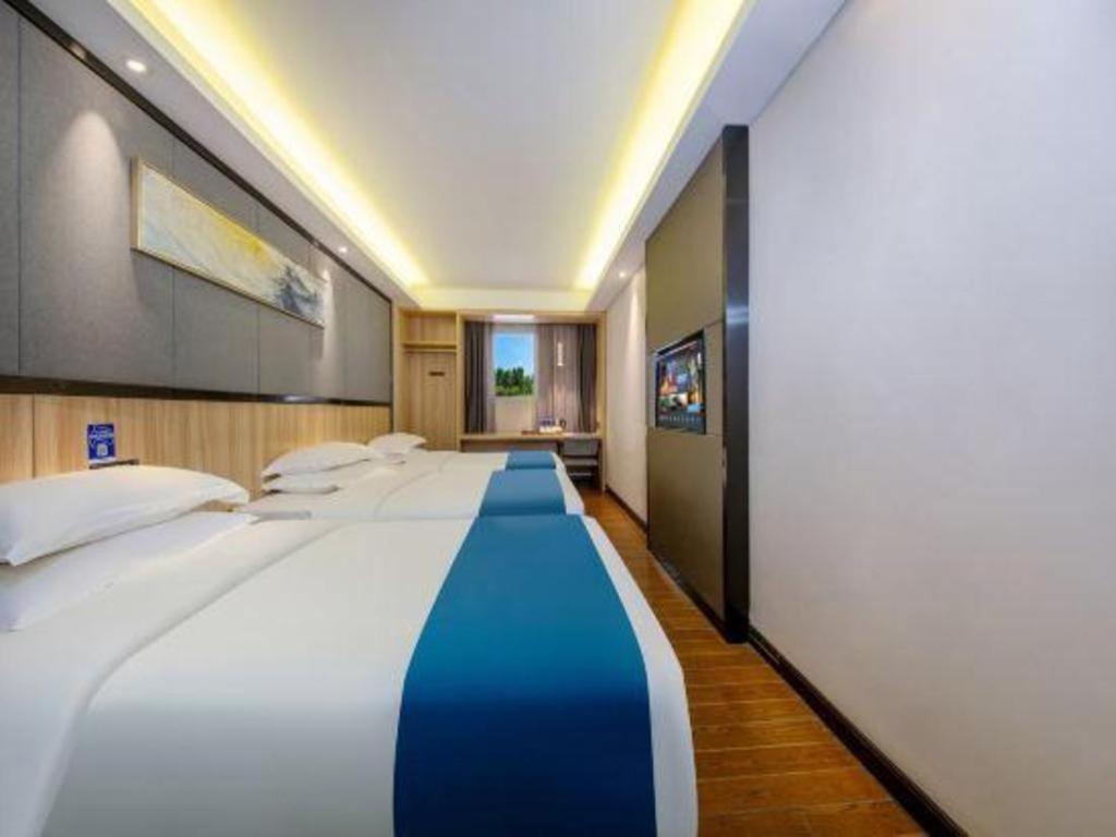Wenxing Gangding Metro Station Branch Hotel 2*