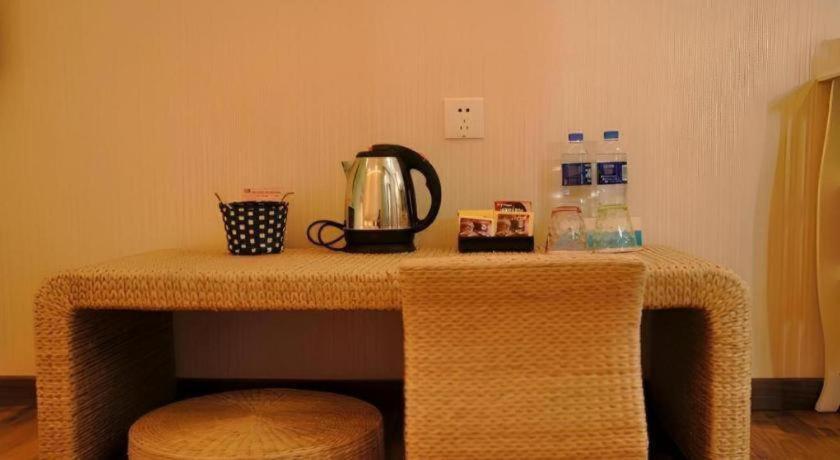 J Town Hotel