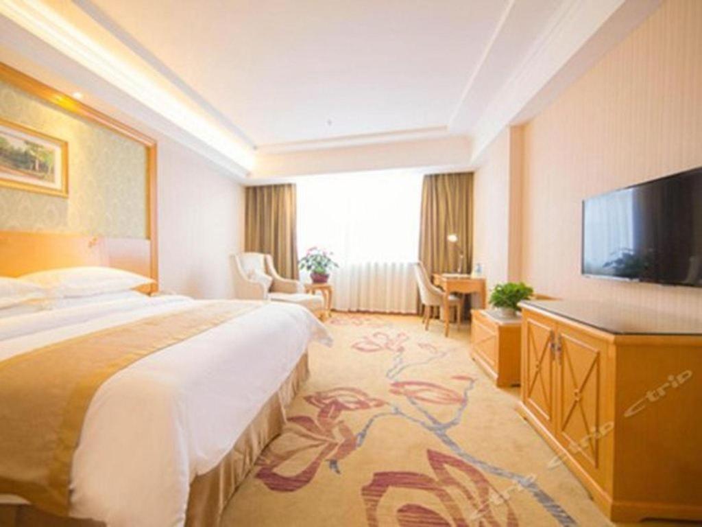 Vienna Changlong Chinese Food Court Branch Hotel 3*