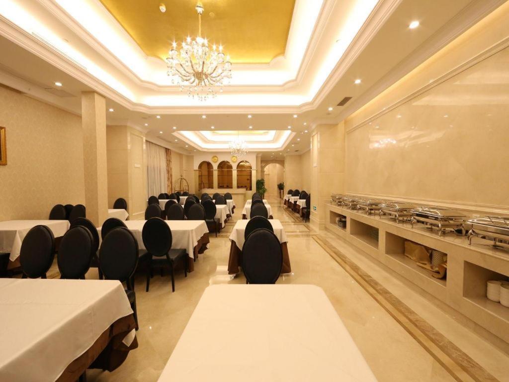 Hotel Vienna Panyu Shiqiao Center Branch Guangzhou