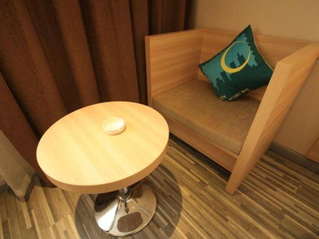 Hotel Comfort Zhongluotan Culture Square 2*