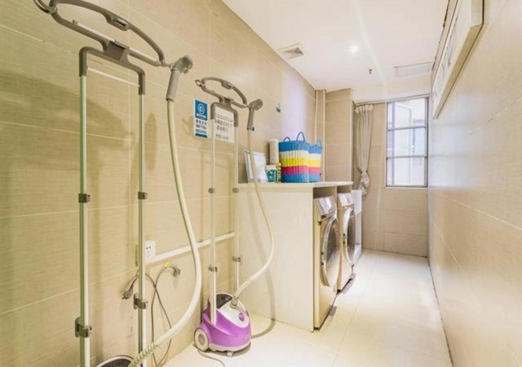 Hotel Comfort Luyuan Road Taojin Metro Station 2*