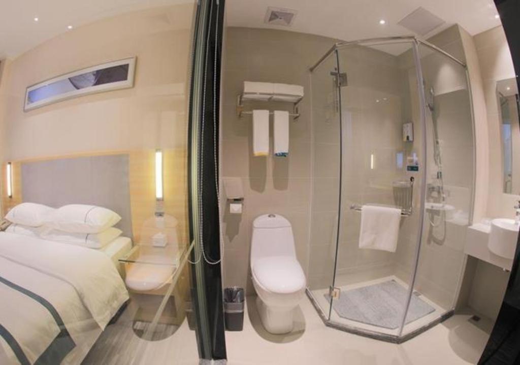 Comfort Luyuan Road Taojin Metro Station Hotel