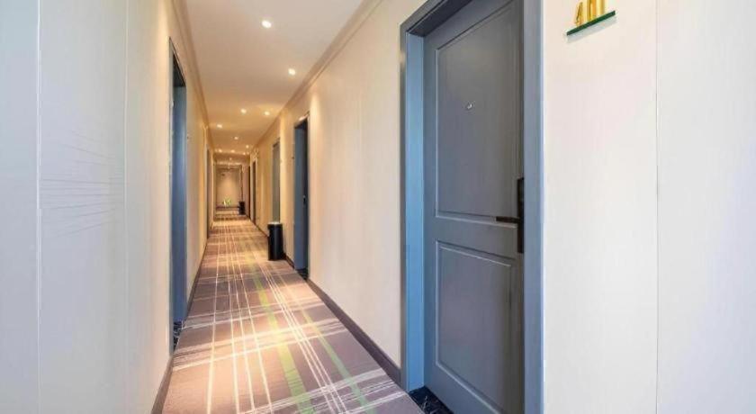 Comfort Premier Tower Chigang Metro Station Pazhou Exhibition Hotel Guangzhou