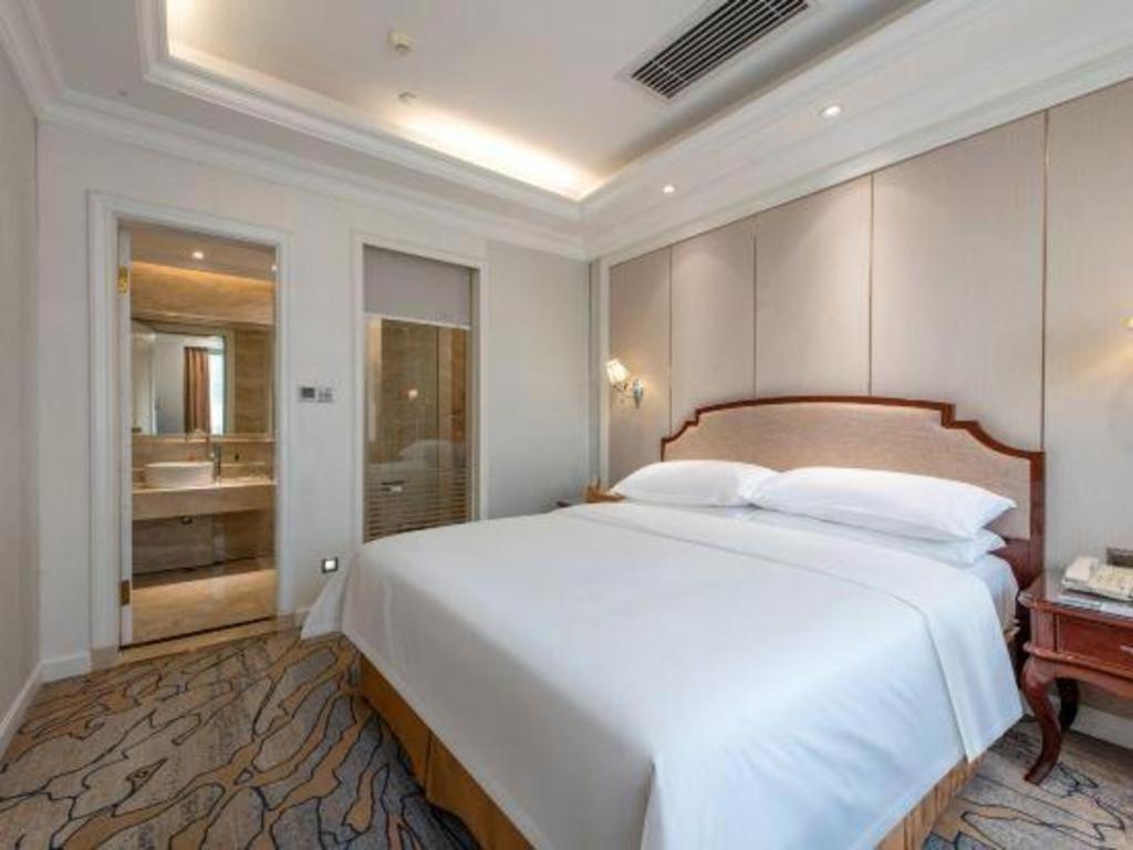 Vienna Baiyun College Jinyuan Plaza 3* Guangzhou