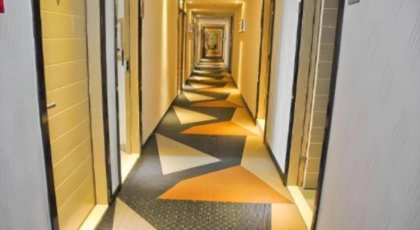 Comfort Tiyu West Road Metro Station Hotel Guangzhou