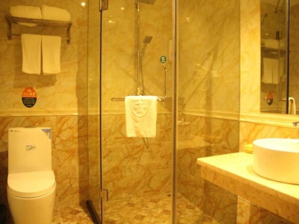 Greentree Panyu Chimelong Happy World Business 3*